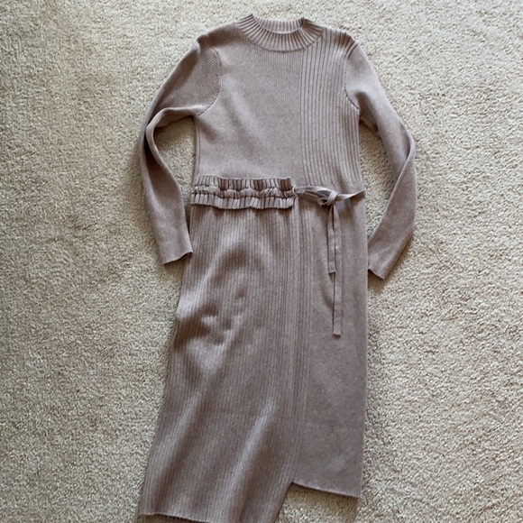 Vintage sweater dress in sz small - Picture 8 of 8